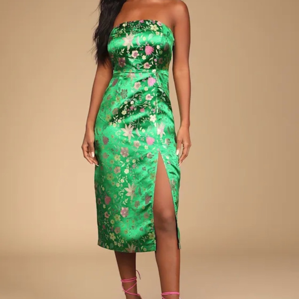Lulu's Vibrant Green Strapless Floral Dress